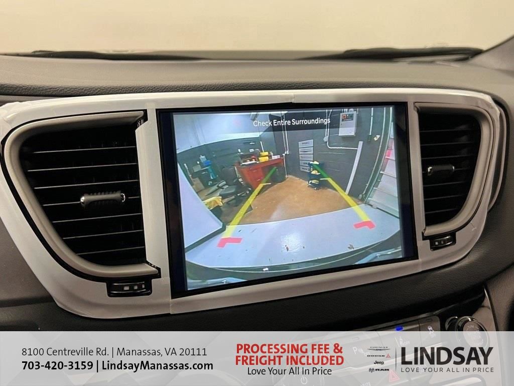 New 2026 Chrysler Voyager LX image 17