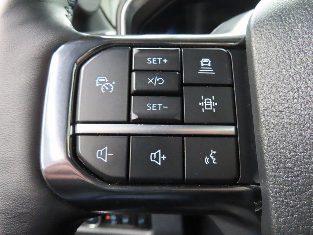 Used 2025 Ford F350 Platinum AWD/4WD image 67