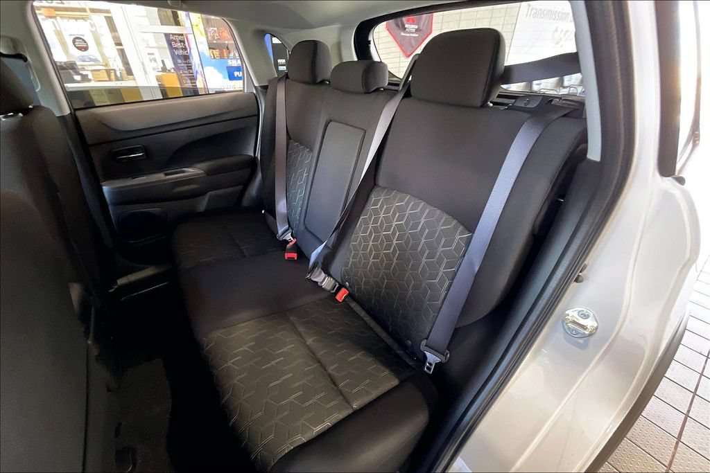 New 2027 Mitsubishi Outlander Sport ES AWD/4WD image 10