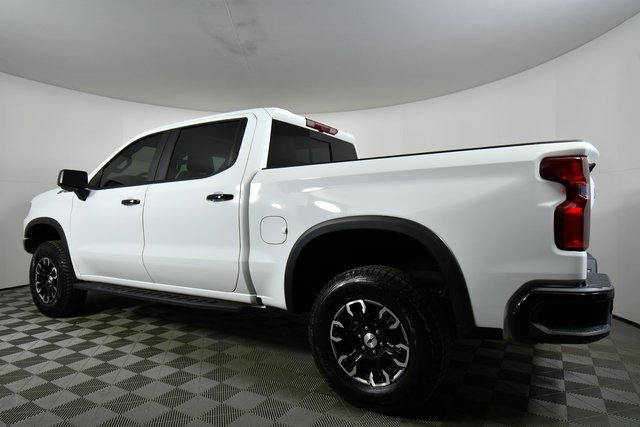 Used 2025 Chevrolet Silverado 1500 ZR2 w/ Technology Package AWD/4WD image 14