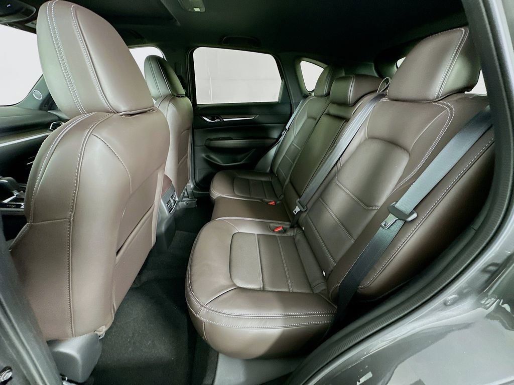 New 2025 MAZDA CX-5 Signature image 32