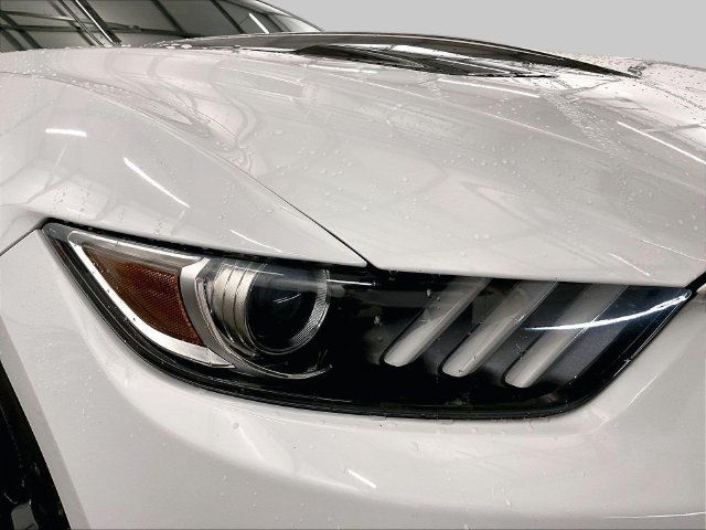 Used 2017 Ford Mustang GT Premium w/ Equipment Group 401A RWD image 27