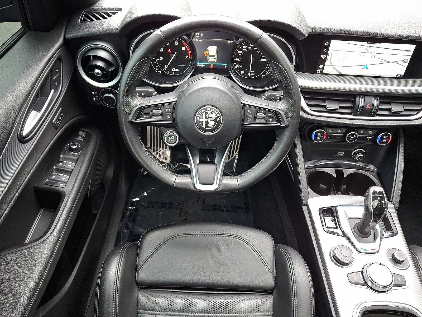 Used 2021 Alfa Romeo Stelvio Ti Sport AWD/4WD image 27
