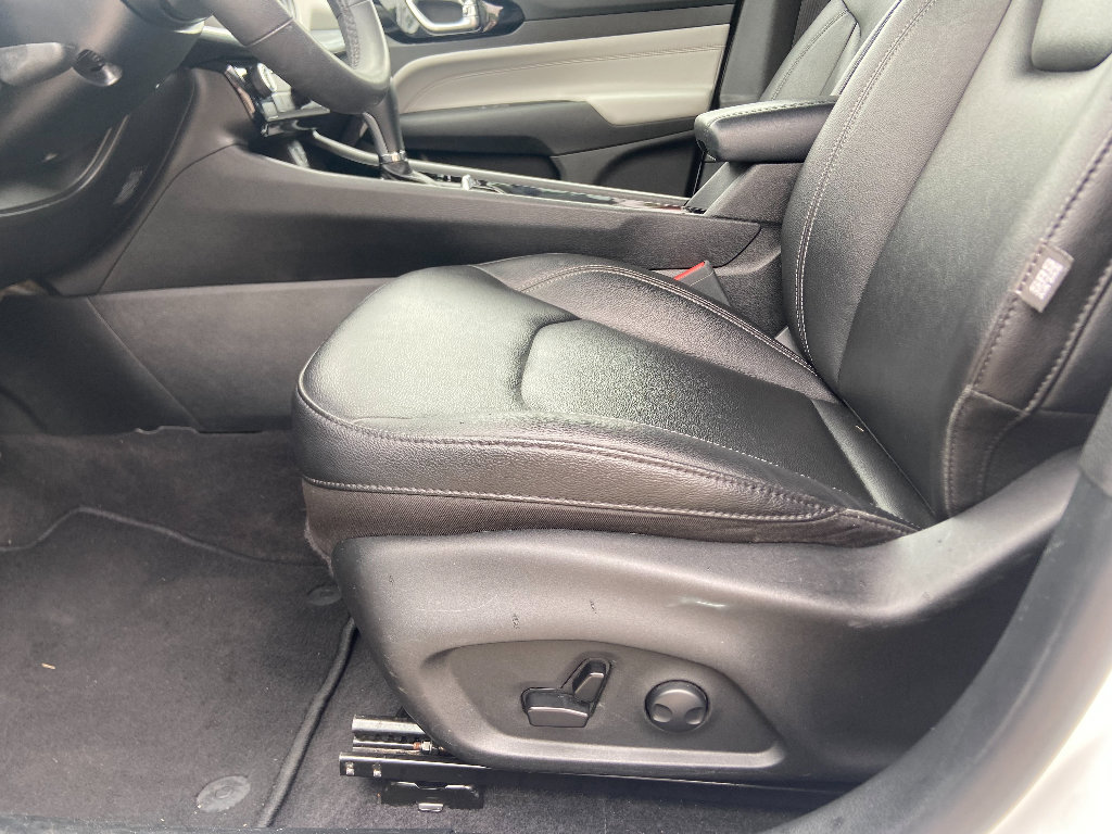 Used 2025 Jeep Compass Limited AWD/4WD image 14