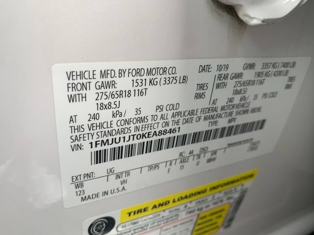 Used 2019 Ford Expedition XLT w/ Equipment Group 202A AWD/4WD image 24