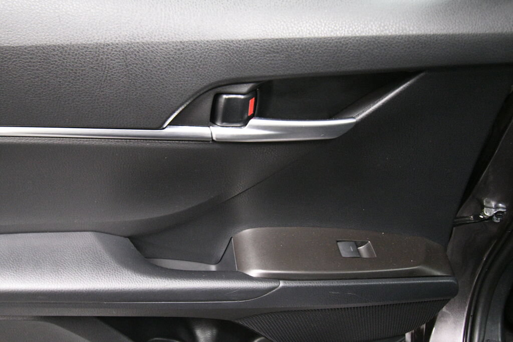 Certified 2024 Toyota Camry SE w/ Cold Weather Package FWD image 21
