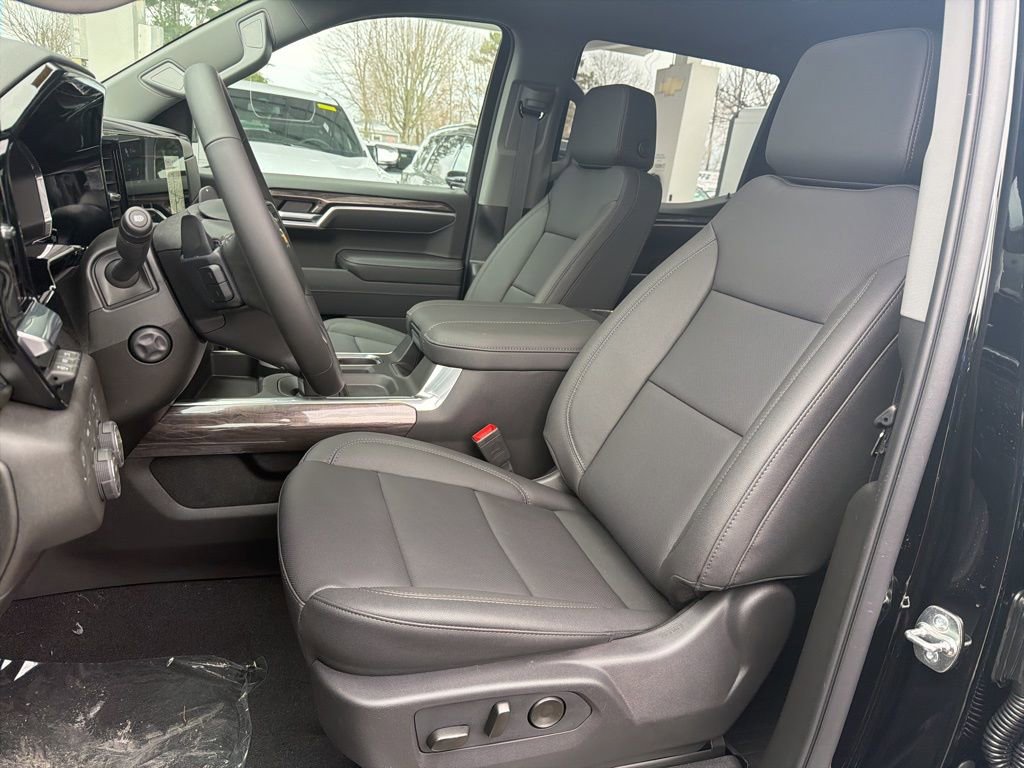 New 2026 Chevrolet Silverado 1500 LTZ w/ LTZ Premium Package image 10