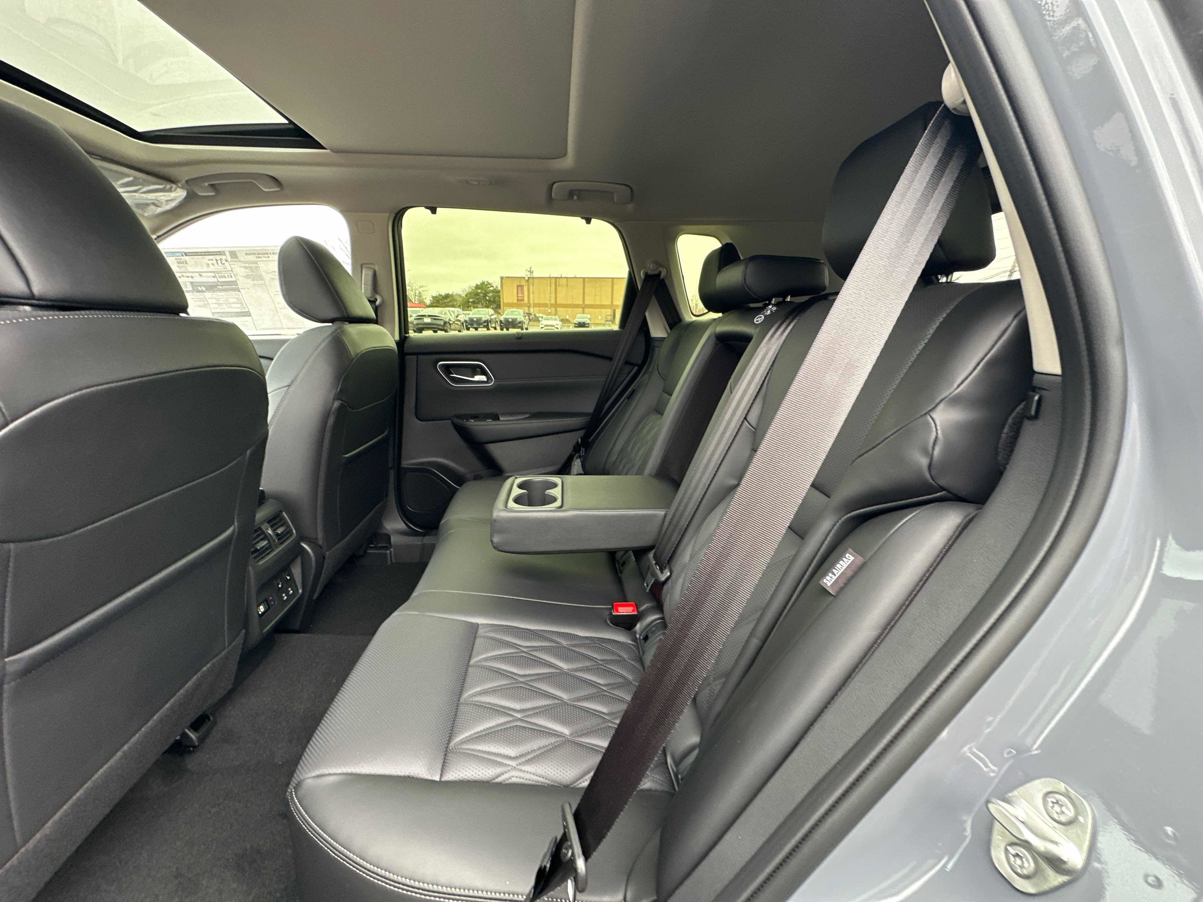 New 2026 Nissan Rogue Platinum image 27