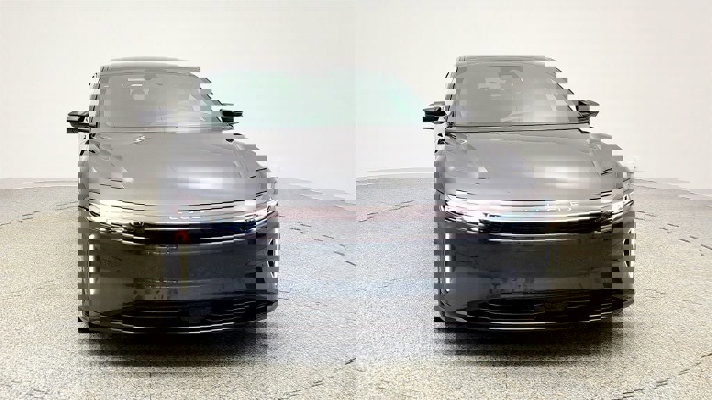 Used 2024 Lucid Air Touring image 2