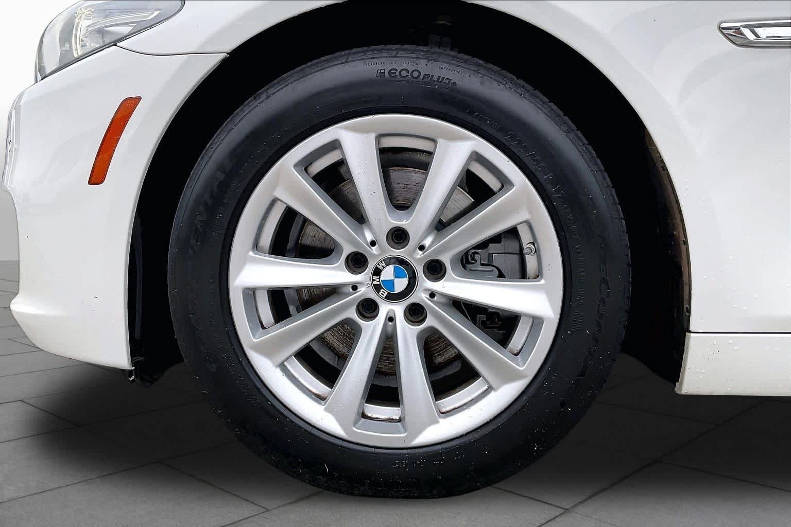 Used 2014 BMW 528i Sedan RWD image 11
