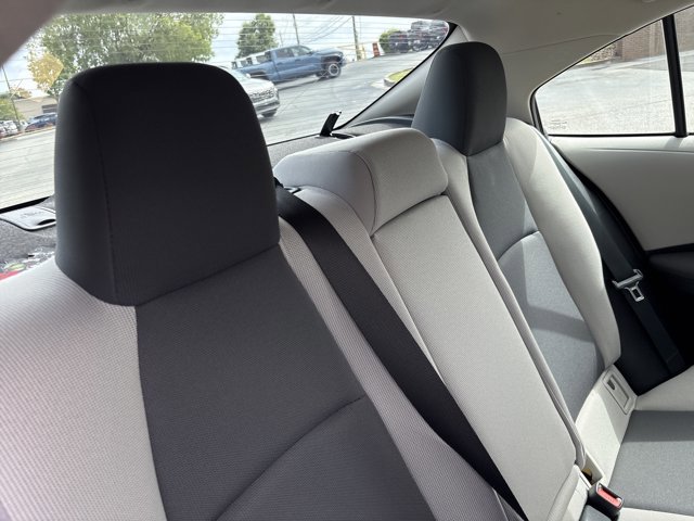 Used 2025 Toyota Corolla LE FWD image 21