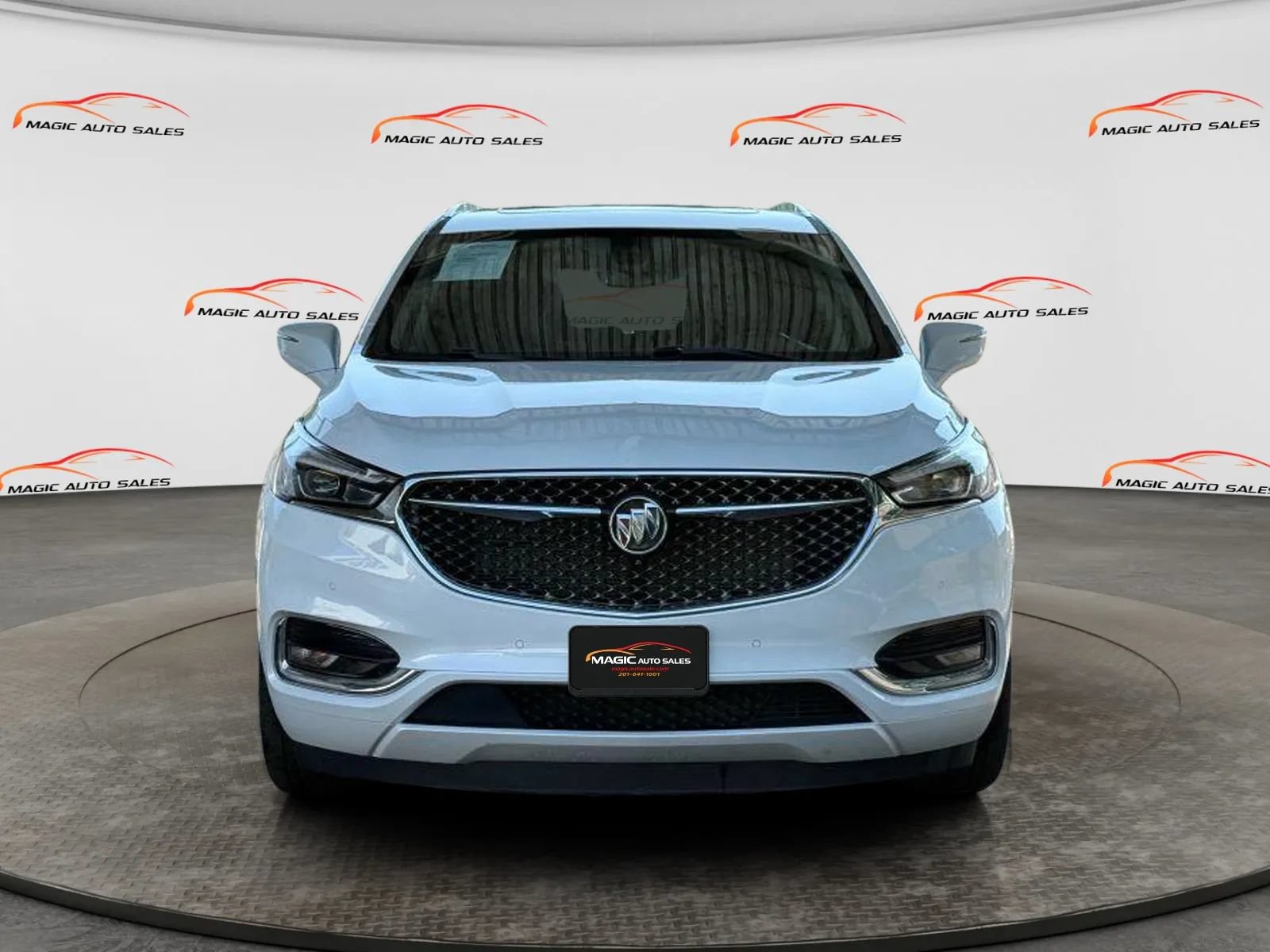 Used 2021 Buick Enclave Avenir w/ Avenir Technology Package AWD/4WD image 3