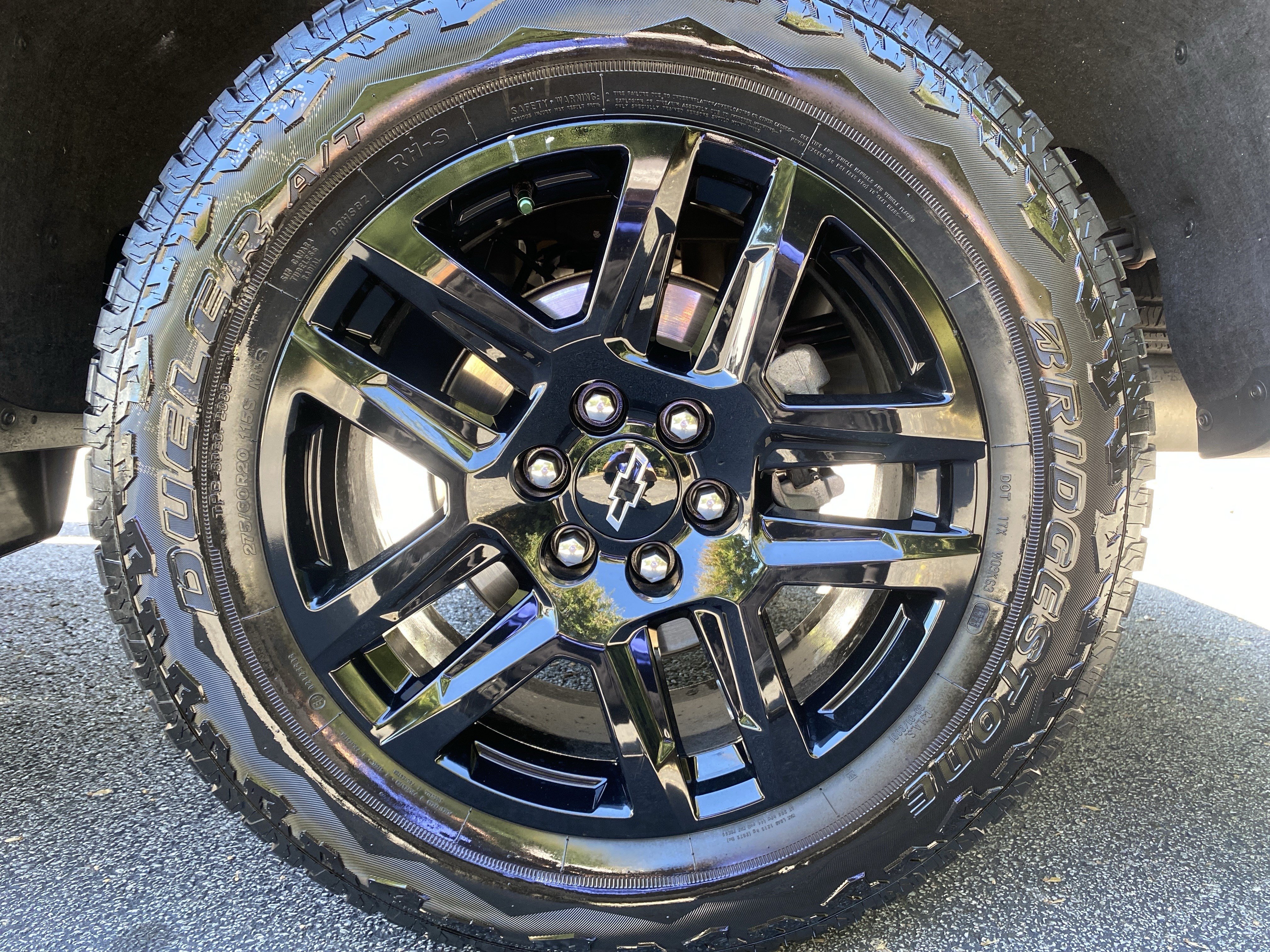 Used 2023 Chevrolet Silverado 1500 High Country w/ High Country Premium Package AWD/4WD image 51