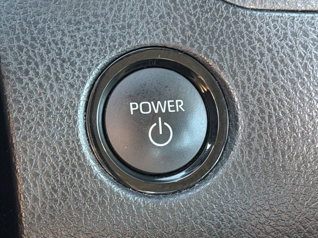Used 2025 Toyota Camry LE FWD image 22