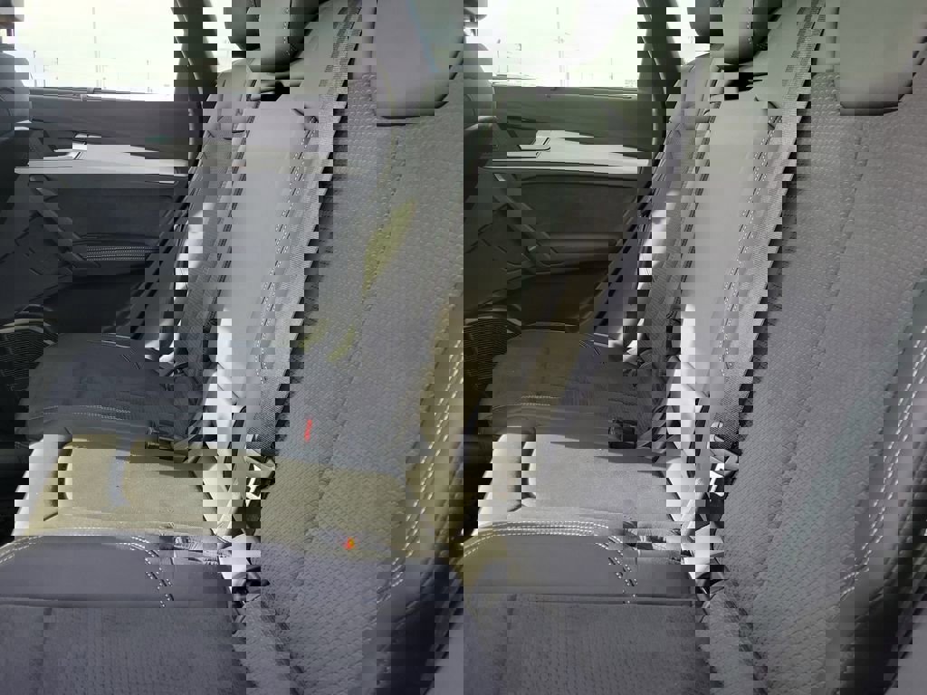 Used 2024 Audi Q5 e Prestige w/ Prestige Package image 12