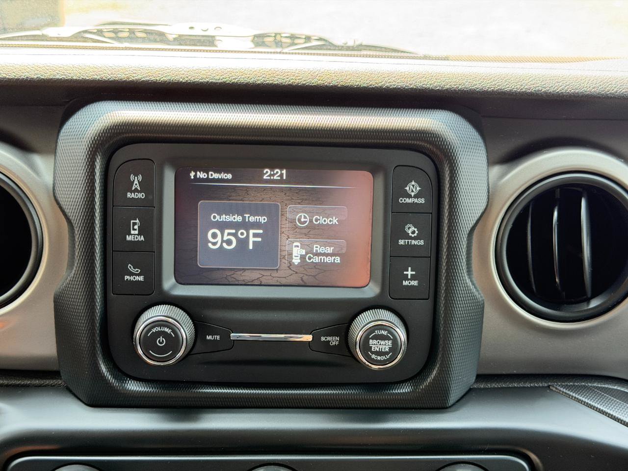 Used 2018 Jeep Wrangler Unlimited Sport S AWD/4WD image 66