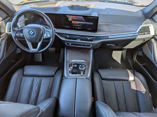 Used 2024 BMW X5 xDrive50e w/ Executive Package AWD/4WD image 18