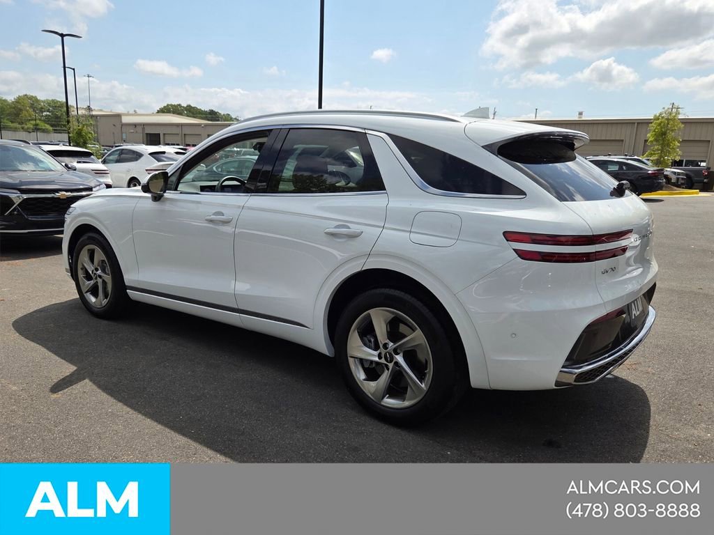 Used 2026 Genesis GV70 2.5T Advanced image 9