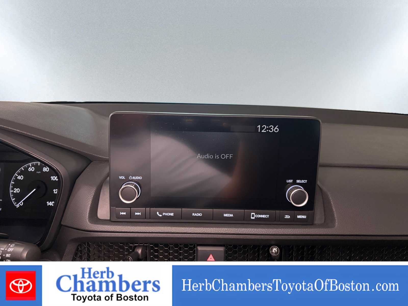 Used 2024 Honda CR-V LX image 15