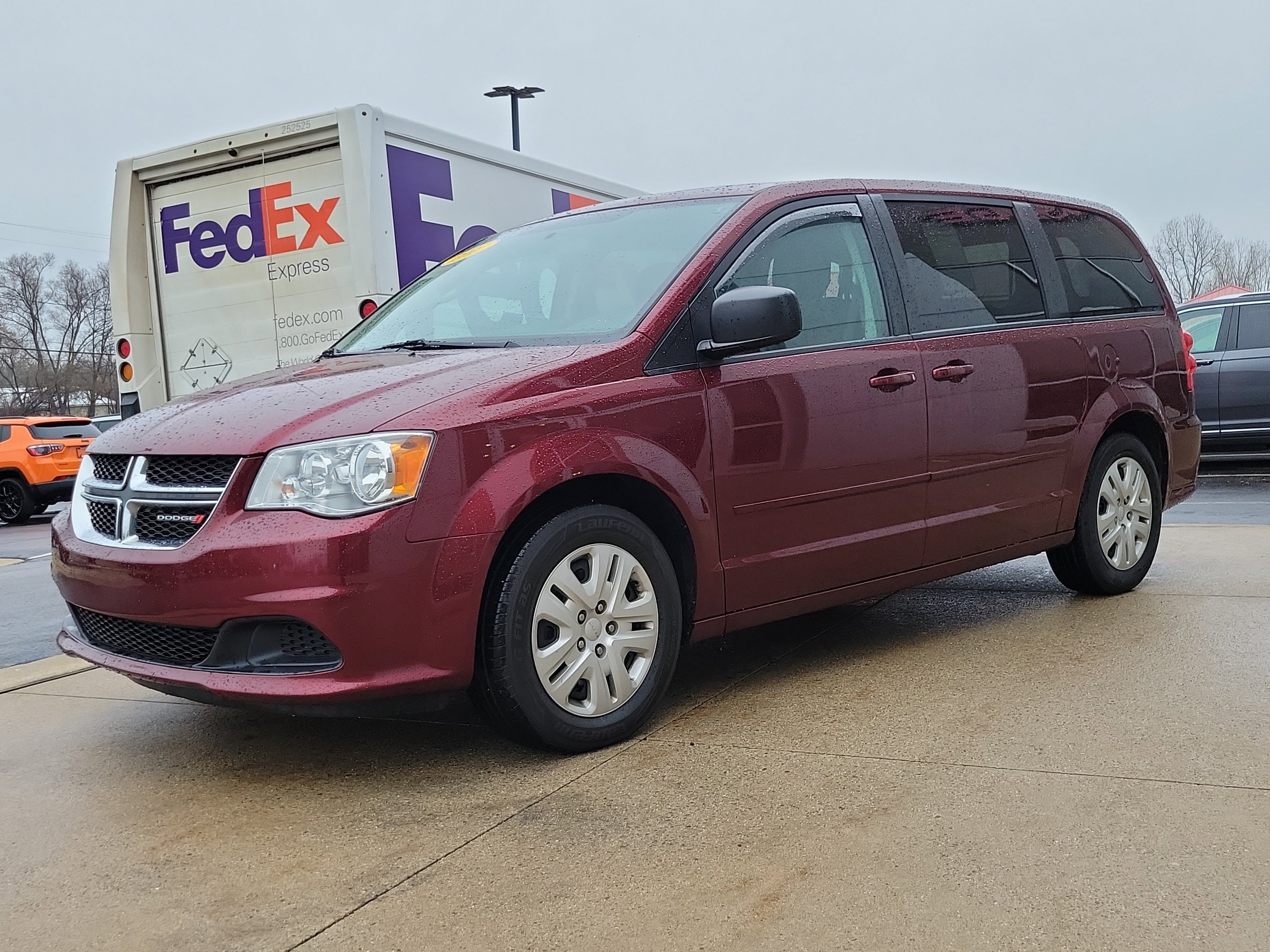 Used 2017 Dodge Grand Caravan SE w/ Power Window Group image 2