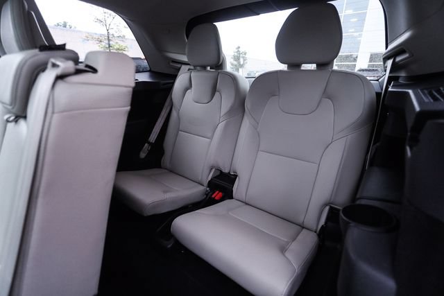 Used 2020 Volvo XC90 T6 Momentum w/ Protection Package Premier AWD/4WD image 53