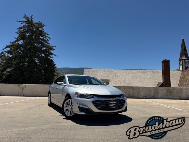 Used 2020 Chevrolet Malibu LT FWD image 2