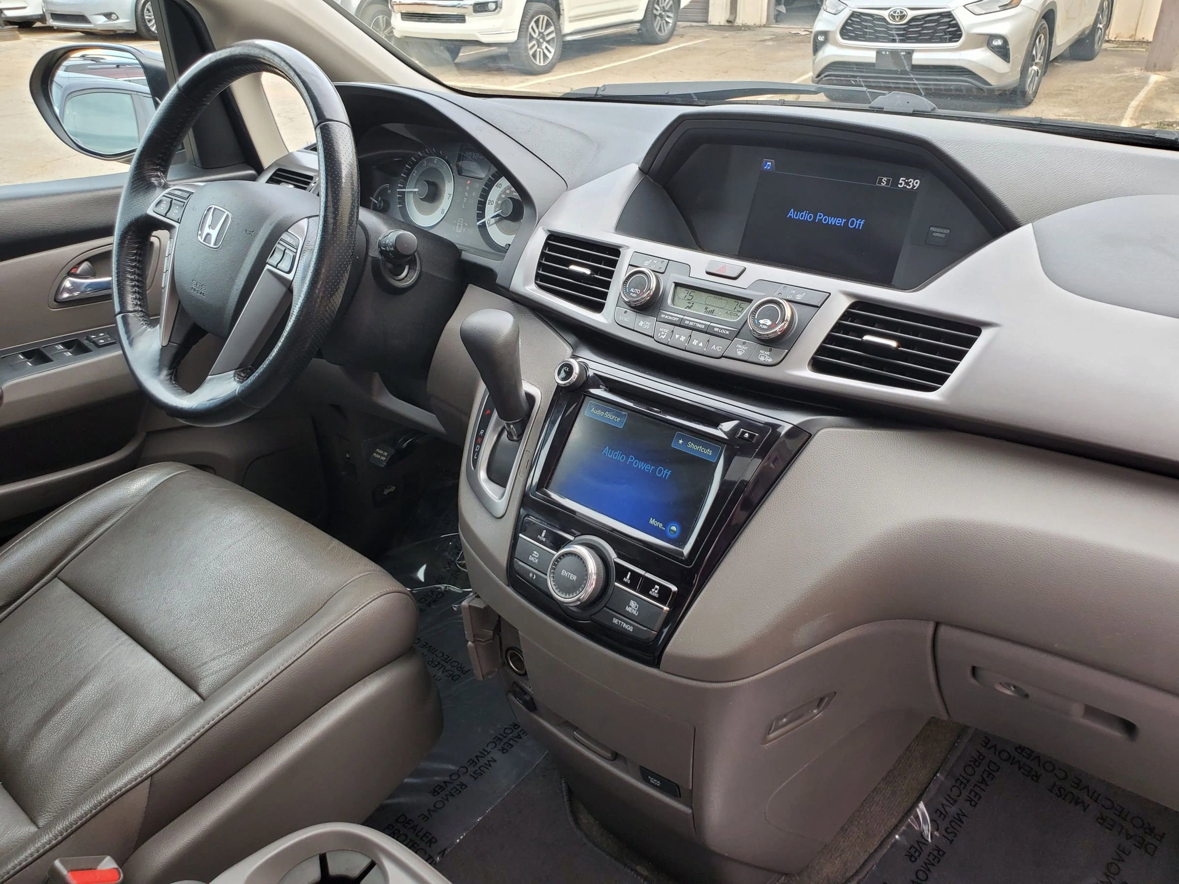 Used 2017 Honda Odyssey EX-L image 27