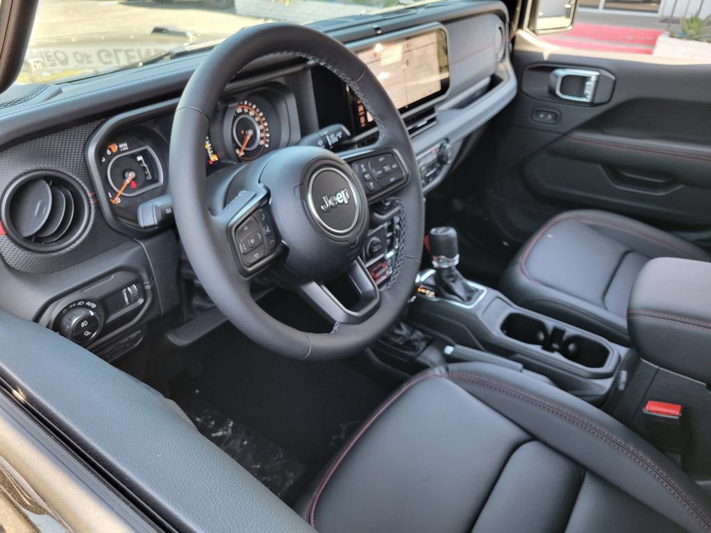 New 2026 Jeep Gladiator Rubicon w/ Safety Group AWD/4WD image 3
