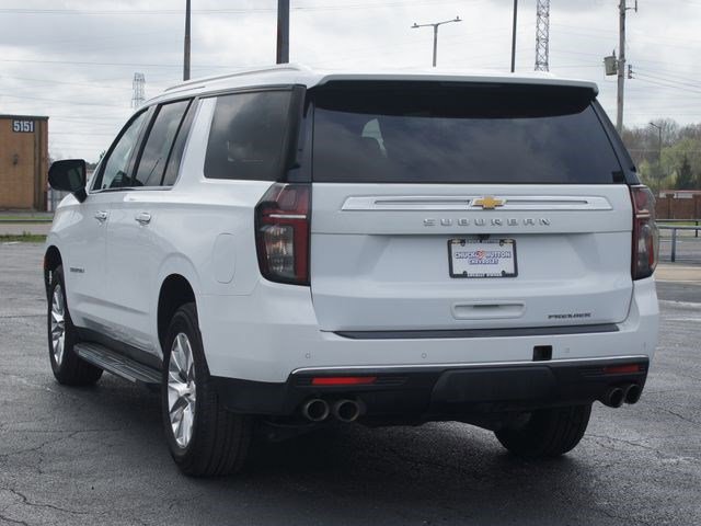 Used 2023 Chevrolet Suburban Premier image 16