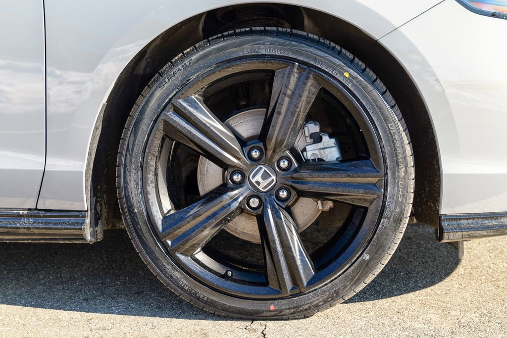 Used 2023 Honda Accord Sport image 12