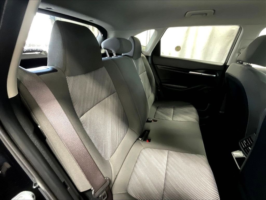 Used 2024 Kia Seltos LX AWD/4WD image 16