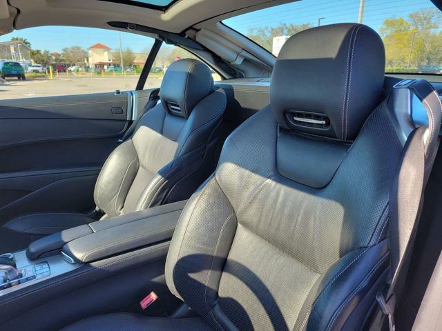 Used 2017 Mercedes-Benz SL 550 w/ Driver Assistance Package image 17