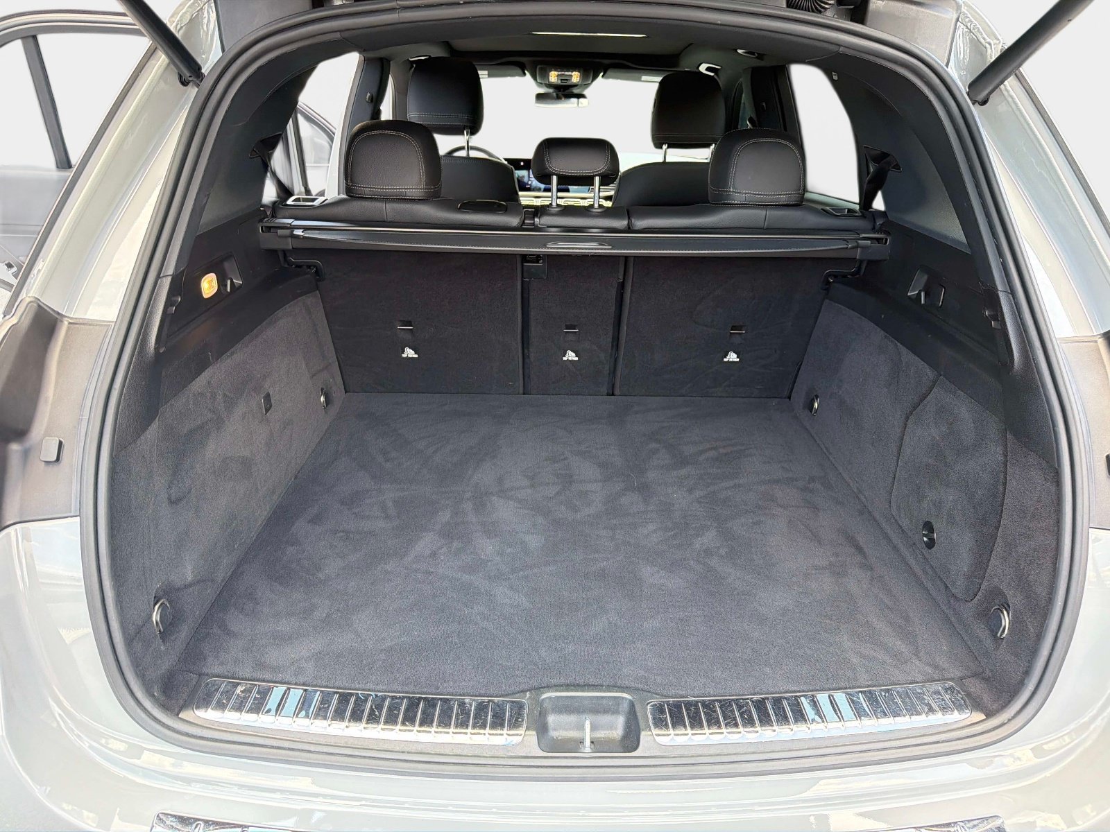 Certified 2024 Mercedes-Benz GLE 450e 4MATIC image 11