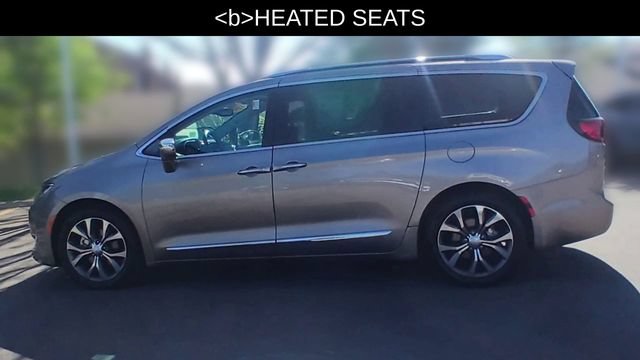 Used 2018 Chrysler Pacifica Limited FWD image 8