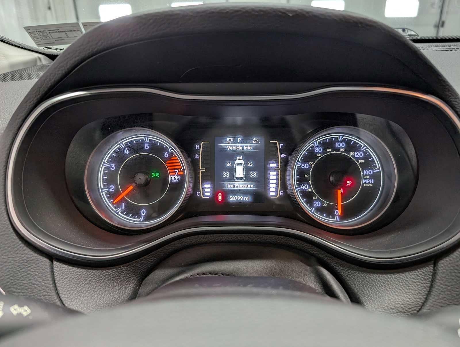 Used 2020 Jeep Cherokee Latitude Plus w/ Cold Weather Group image 20