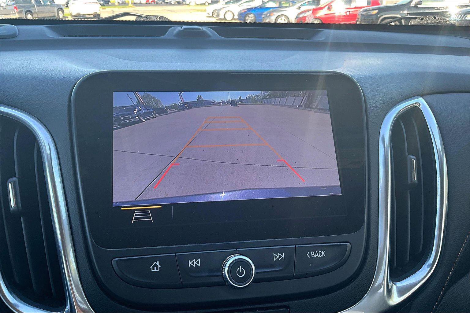 Used 2021 Chevrolet Equinox Premier AWD/4WD image 21
