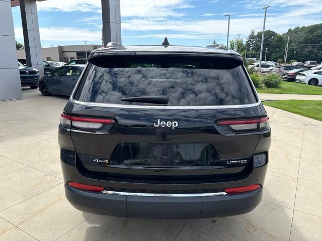 Used 2023 Jeep Grand Cherokee L Limited AWD/4WD image 6