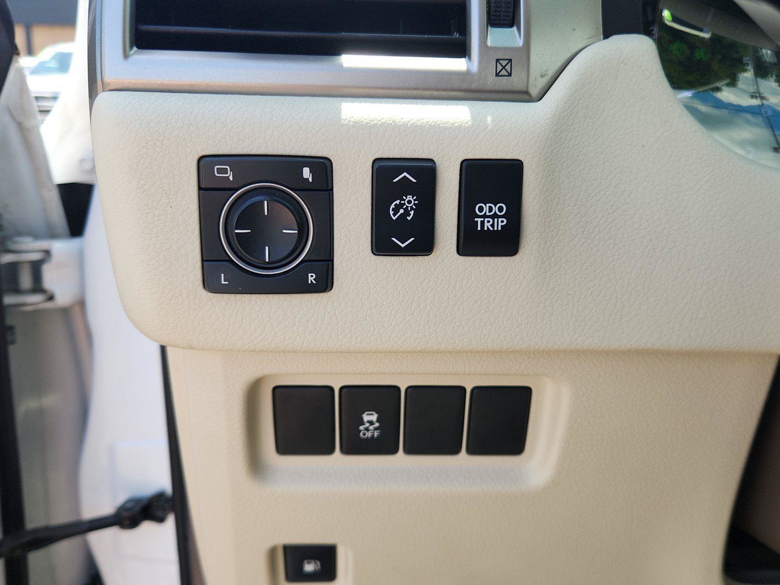Used 2013 Lexus GX 460 w/ Comfort Plus Pkg AWD/4WD image 19