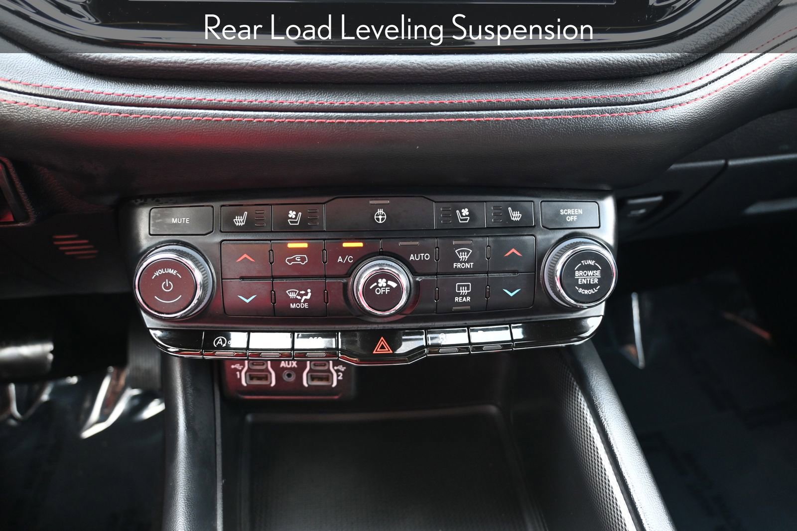 Used 2024 Dodge Durango GT image 17