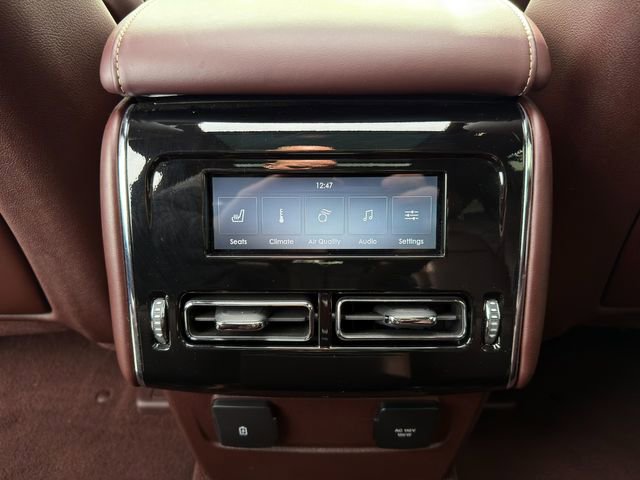 Used 2023 Lincoln Aviator Black Label w/ Class IV Trailer Tow Package image 20