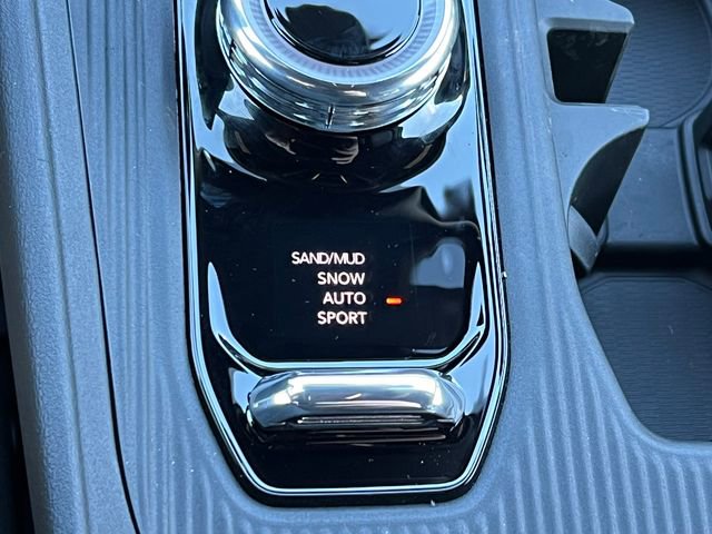 New 2026 Jeep Cherokee Limited image 29