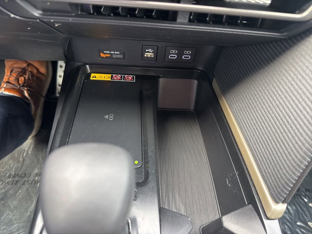Used 2026 Toyota Camry SE FWD image 18