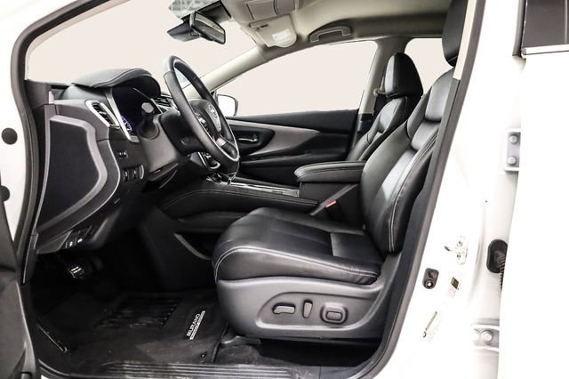 Used 2024 Nissan Murano SV w/ SV Midnight Edition Package image 13