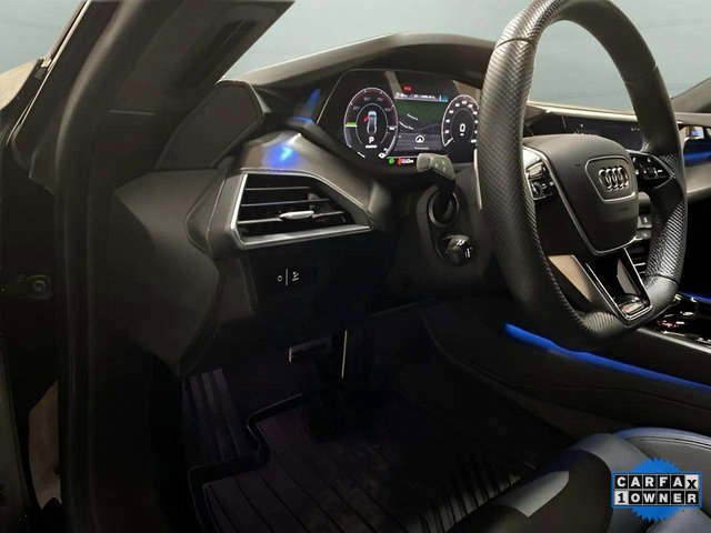 Used 2023 Audi RS e-tron GT w/ Carbon Performance Package image 16