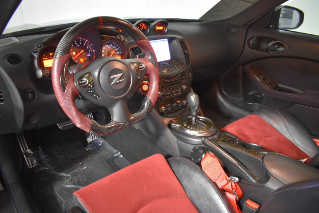 Used 2019 Nissan 370Z NISMO RWD image 14