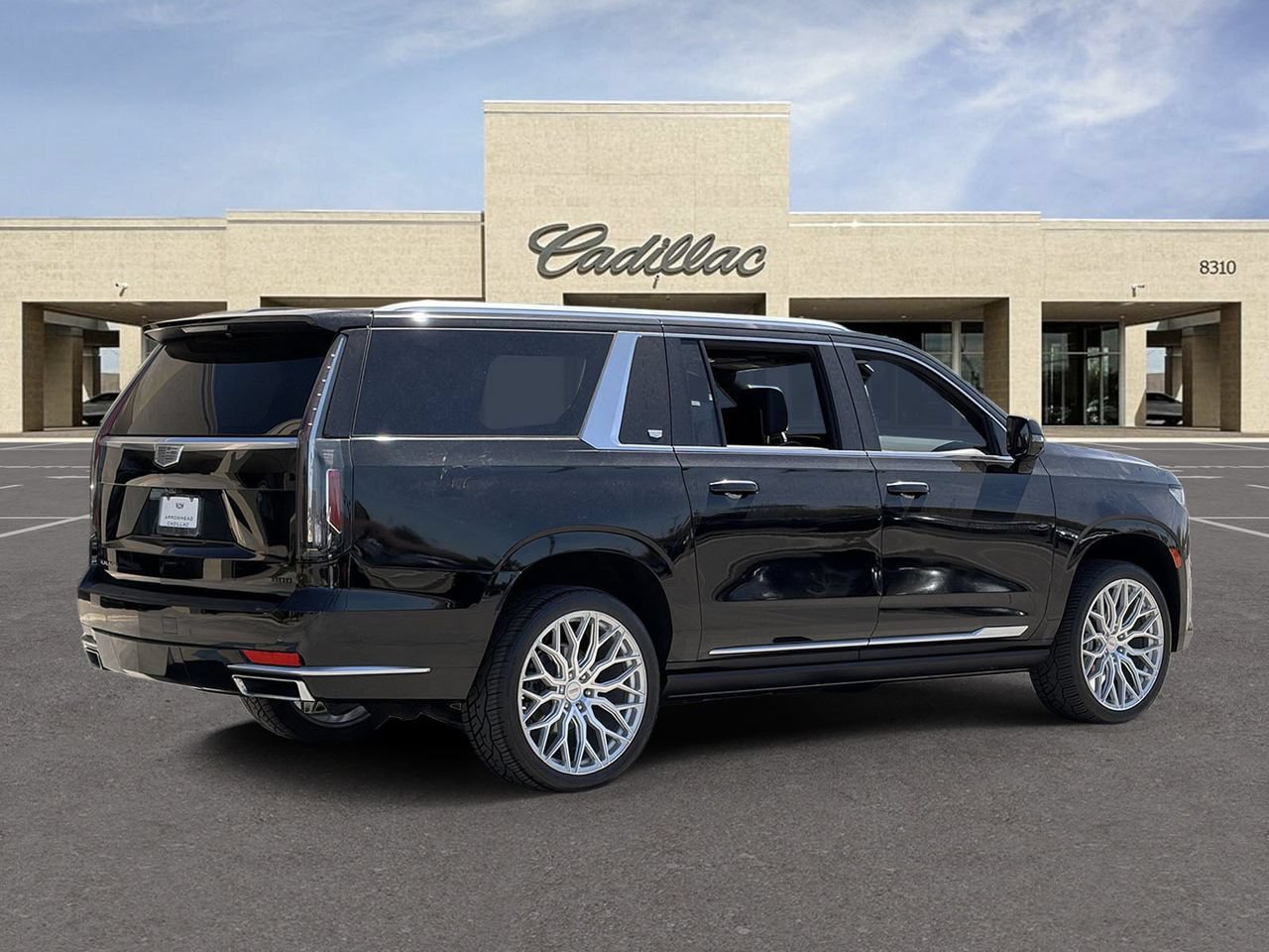 Used 2021 Cadillac Escalade ESV Premium Luxury Platinum AWD/4WD image 5