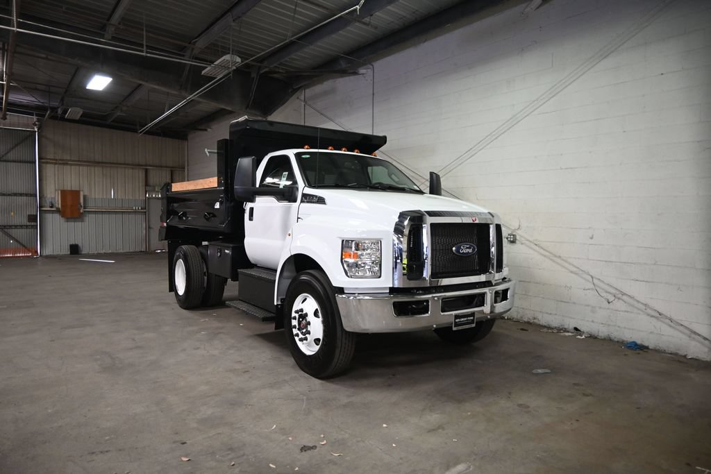 New 2027 Ford F650 2WD Regular Cab Super Duty image 2
