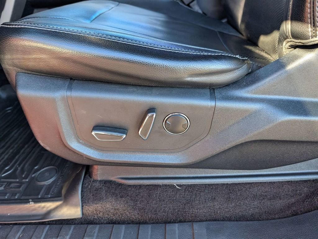 Used 2016 Ford F150 Lariat image 21