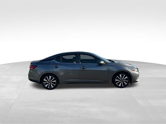 Used 2021 Nissan Sentra SV w/ SV Premium Package image 6