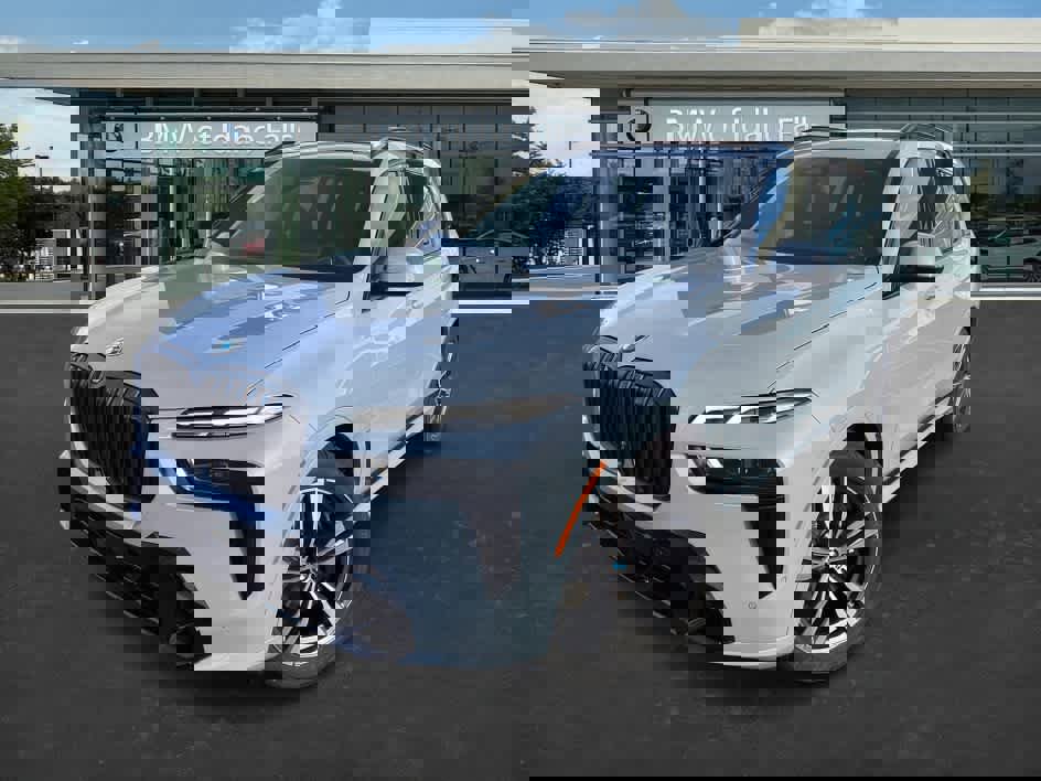 New 2026 BMW X7 xDrive40i w/ M Sport Package image 2